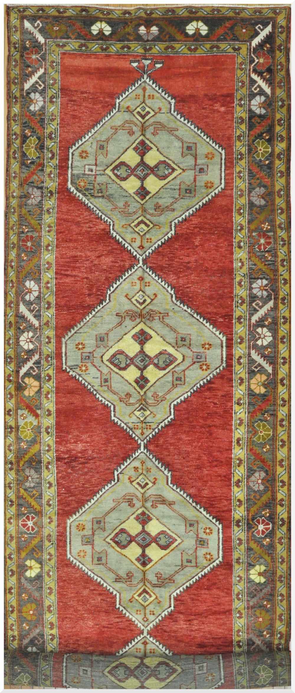 Wide And Long Vintage Runner Rug In, How Wide Are Runner Rugs