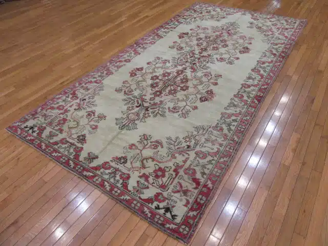 5' x 10' Turkish Ivory Red Vintage Rug Traditional Wool - Image 6