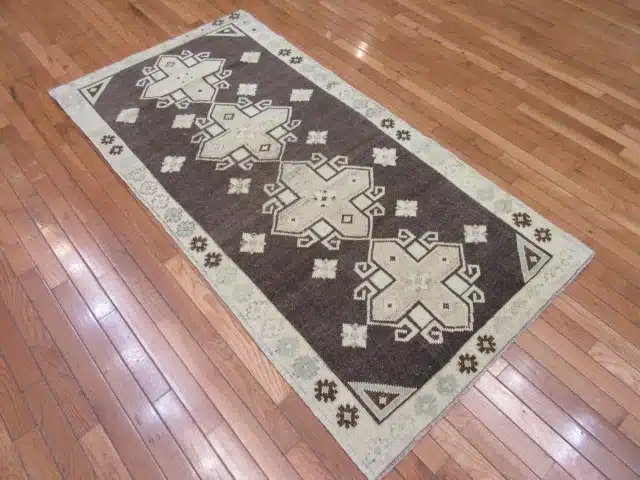 3' x 6' Grey Fine Hand-Knotted Turkish Anatolian Runner Rug – Transitional Wool - Image 6