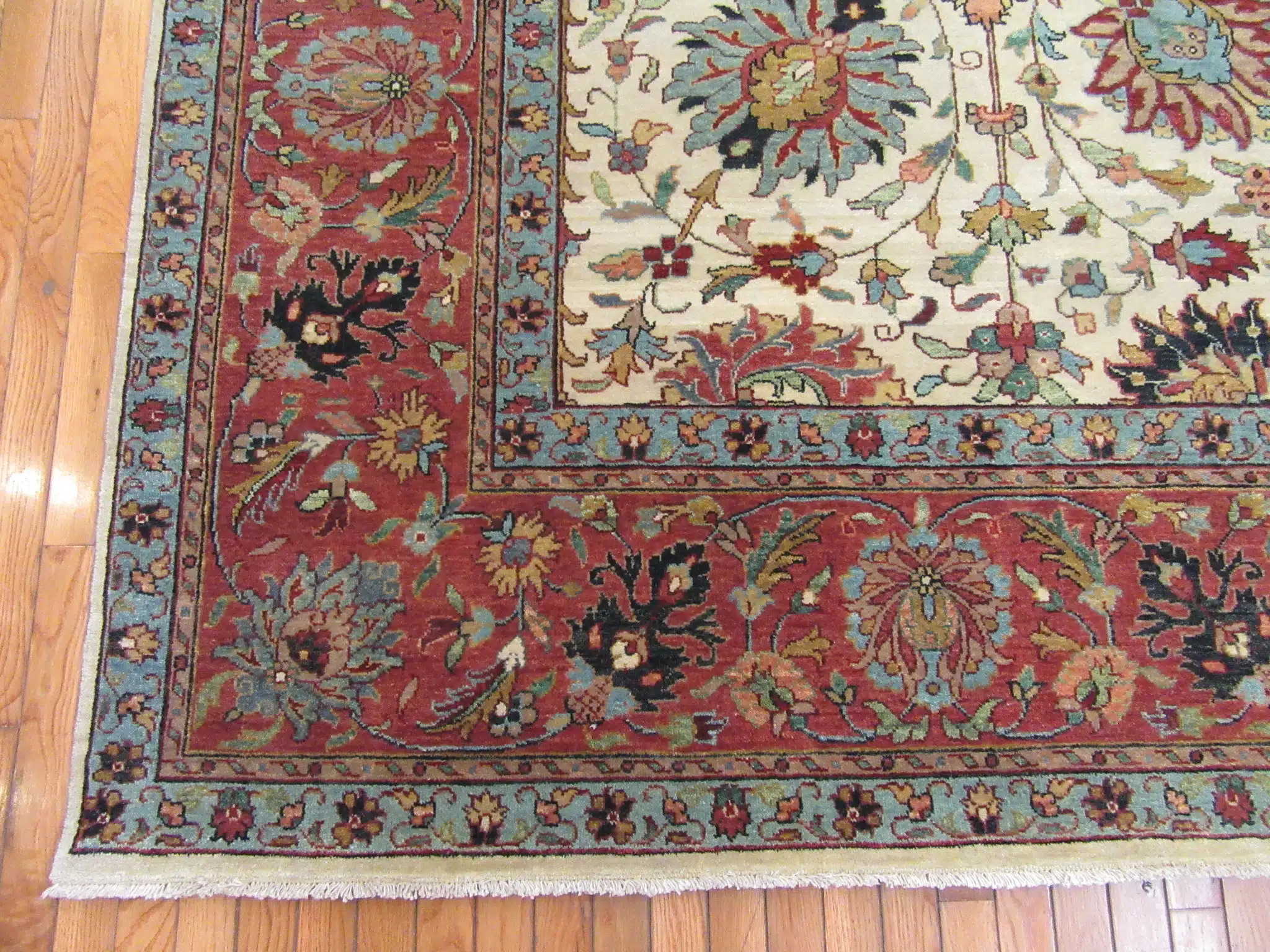 10' x 13' Indian Ivory Tabriz Rug – Hand-Knotted Wool - Image 3