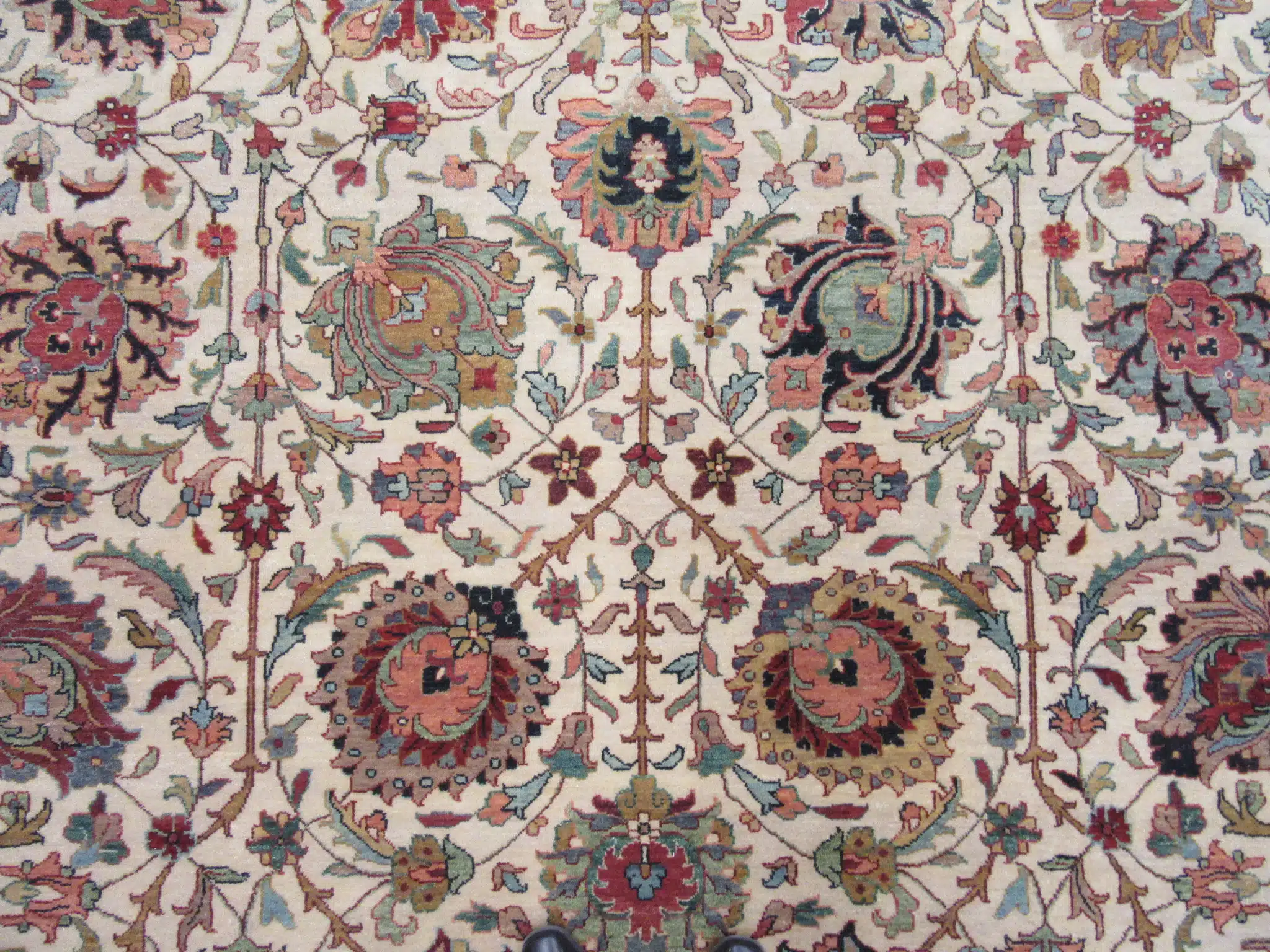 10' x 13' Indian Ivory Tabriz Rug – Hand-Knotted Wool - Image 9