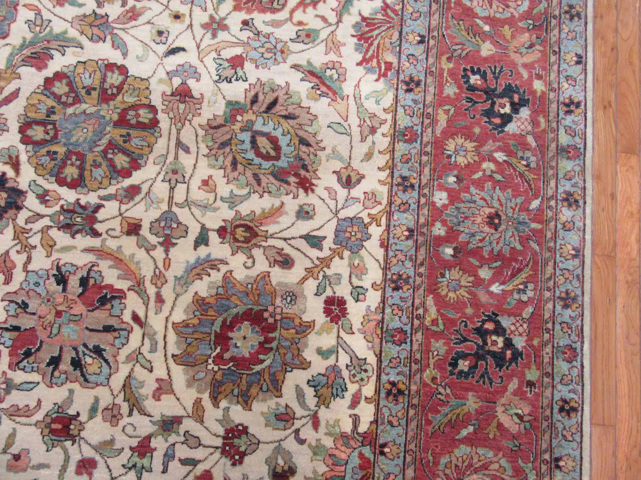 10' x 13' Indian Ivory Tabriz Rug – Hand-Knotted Wool - Image 8