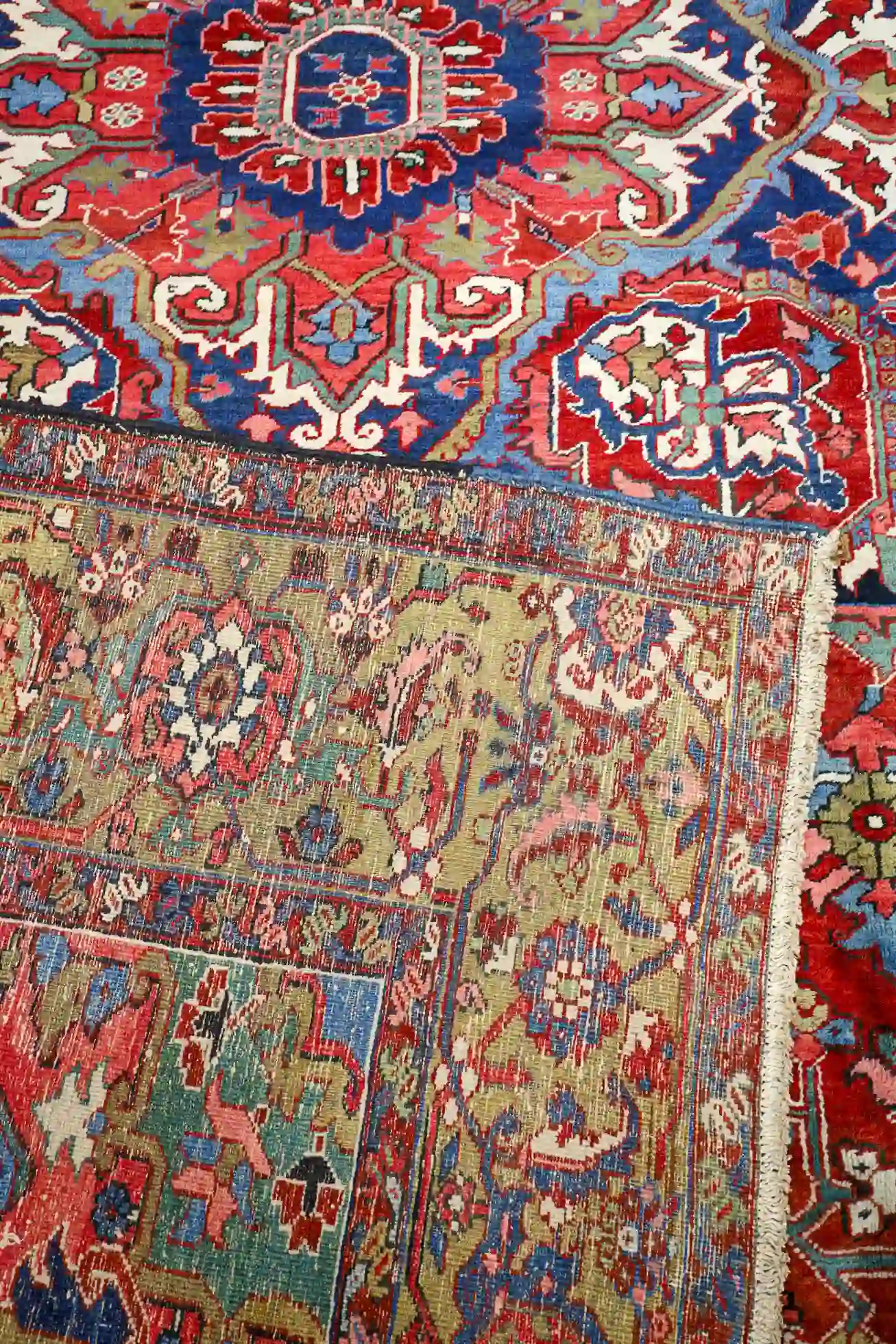 11' x 17' Red Fine Hand-Knotted Antique Persian Serapi – Traditional Wool - Image 10