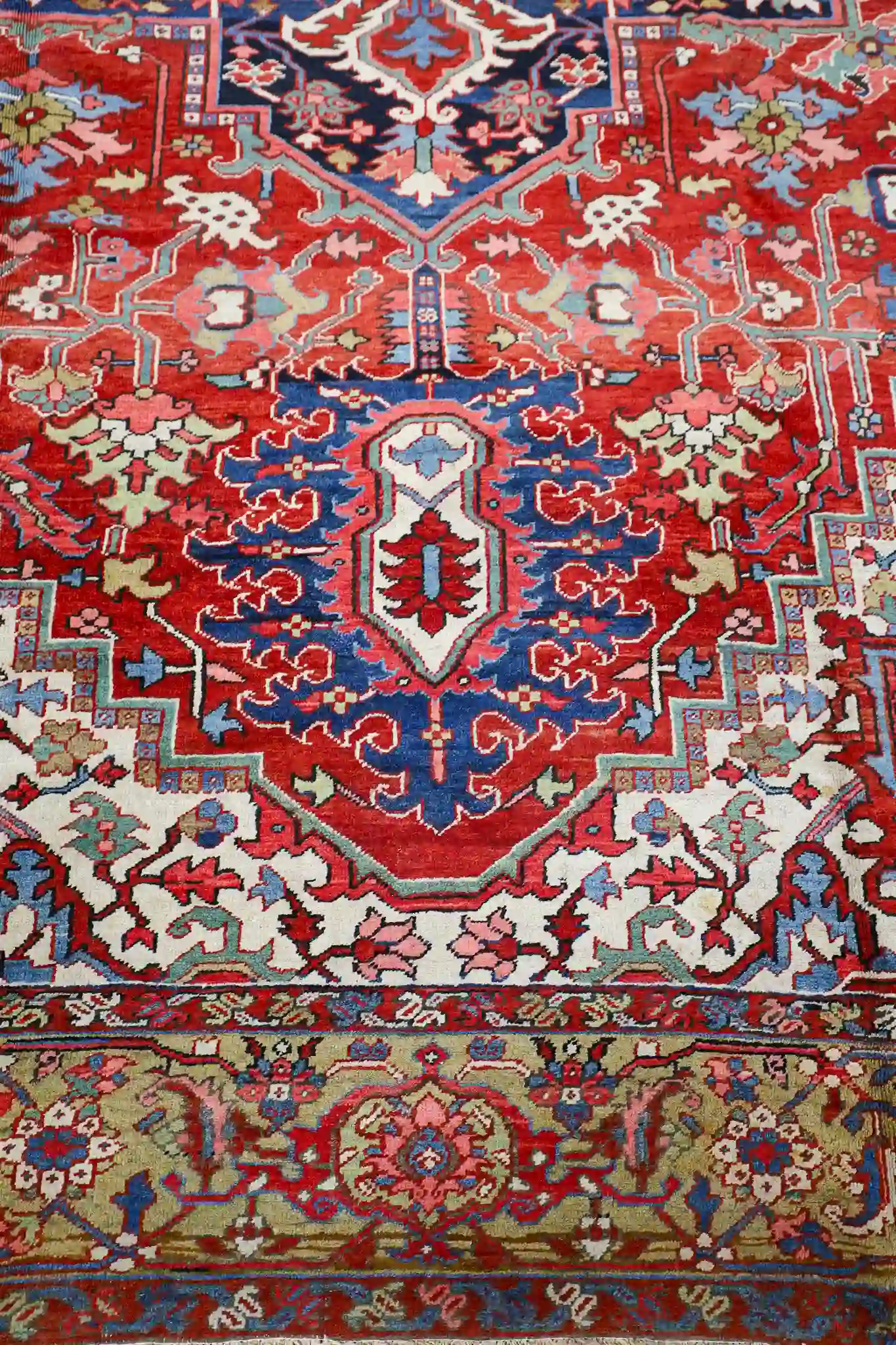 11' x 17' Red Fine Hand-Knotted Antique Persian Serapi – Traditional Wool - Image 6