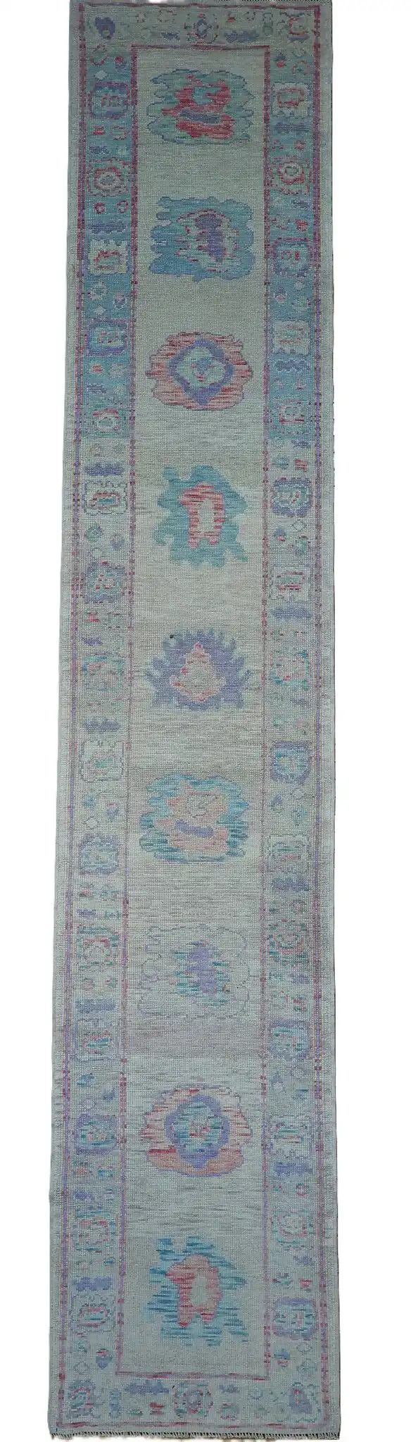 3'1" x 1`5'7" Turkish Oushak