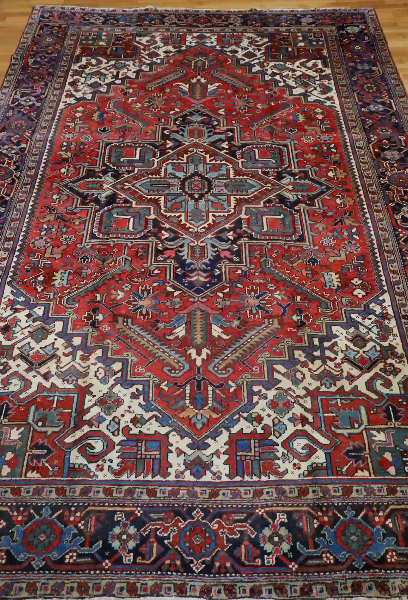 8' x 11' Red Fine Hand-Knotted Vintage Persian Heriz – Traditional Wool - Image 3
