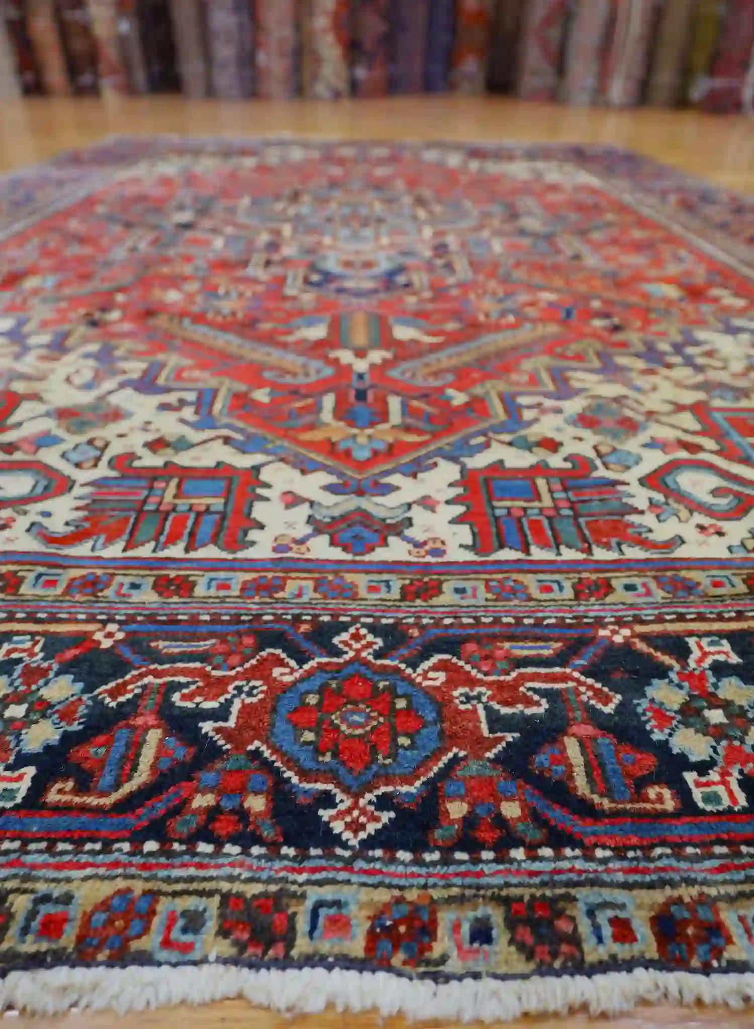 8' x 11' Red Fine Hand-Knotted Vintage Persian Heriz – Traditional Wool - Image 4