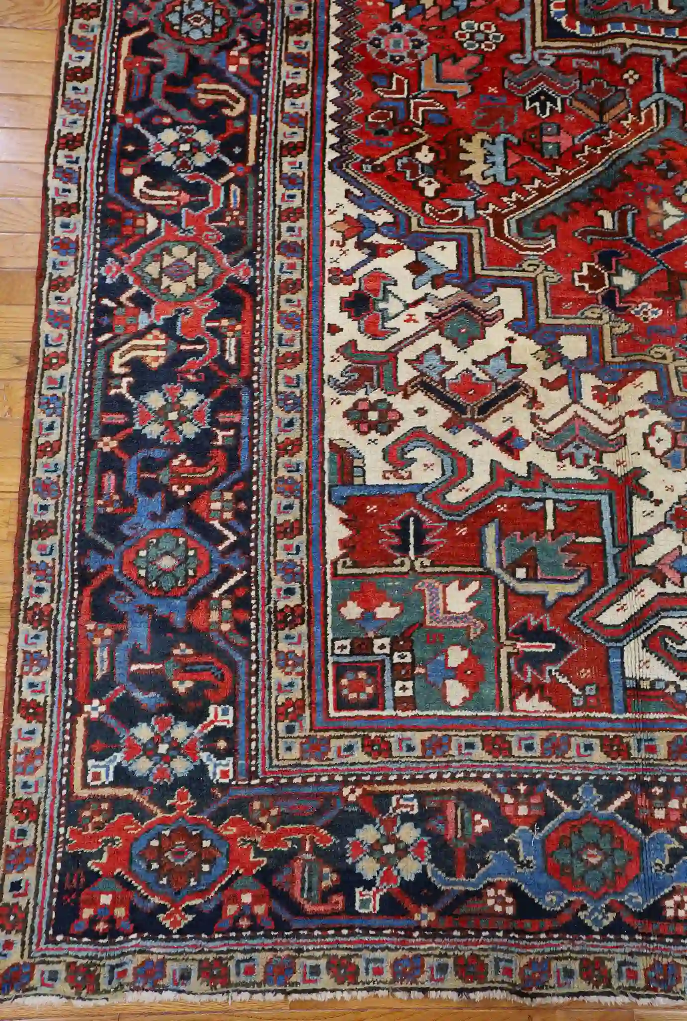 8' x 11' Red Fine Hand-Knotted Vintage Persian Heriz – Traditional Wool - Image 5