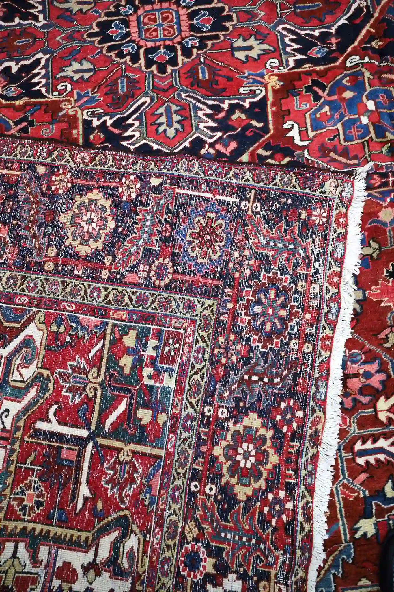 12' x 15' Red Fine Hand-Knotted Persian Heriz Rug – Traditional Wool - Image 9