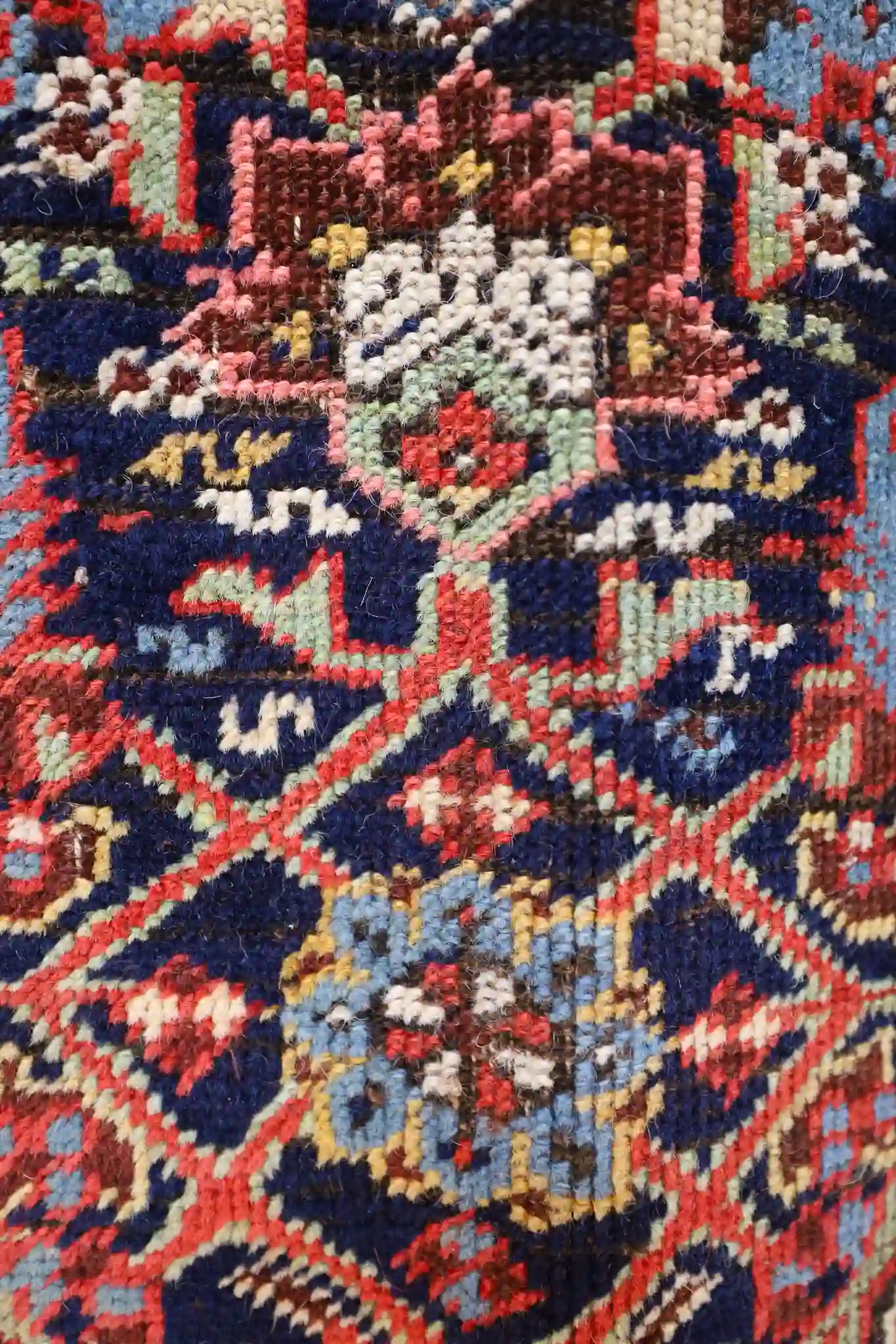 6' x 14' Red Fine Hand-Knotted Antique Persian Farahan Rug – Traditional Wool - Image 9