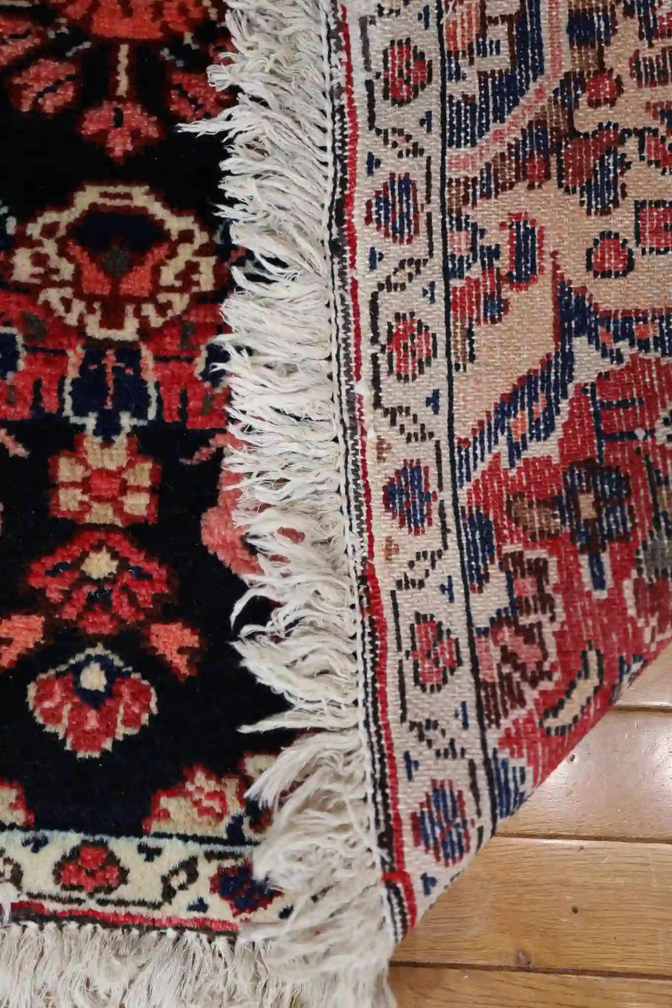 4' x 12' Red Fine Hand-Knotted Persian Bakhtiari Runner – Traditional Wool - Image 7