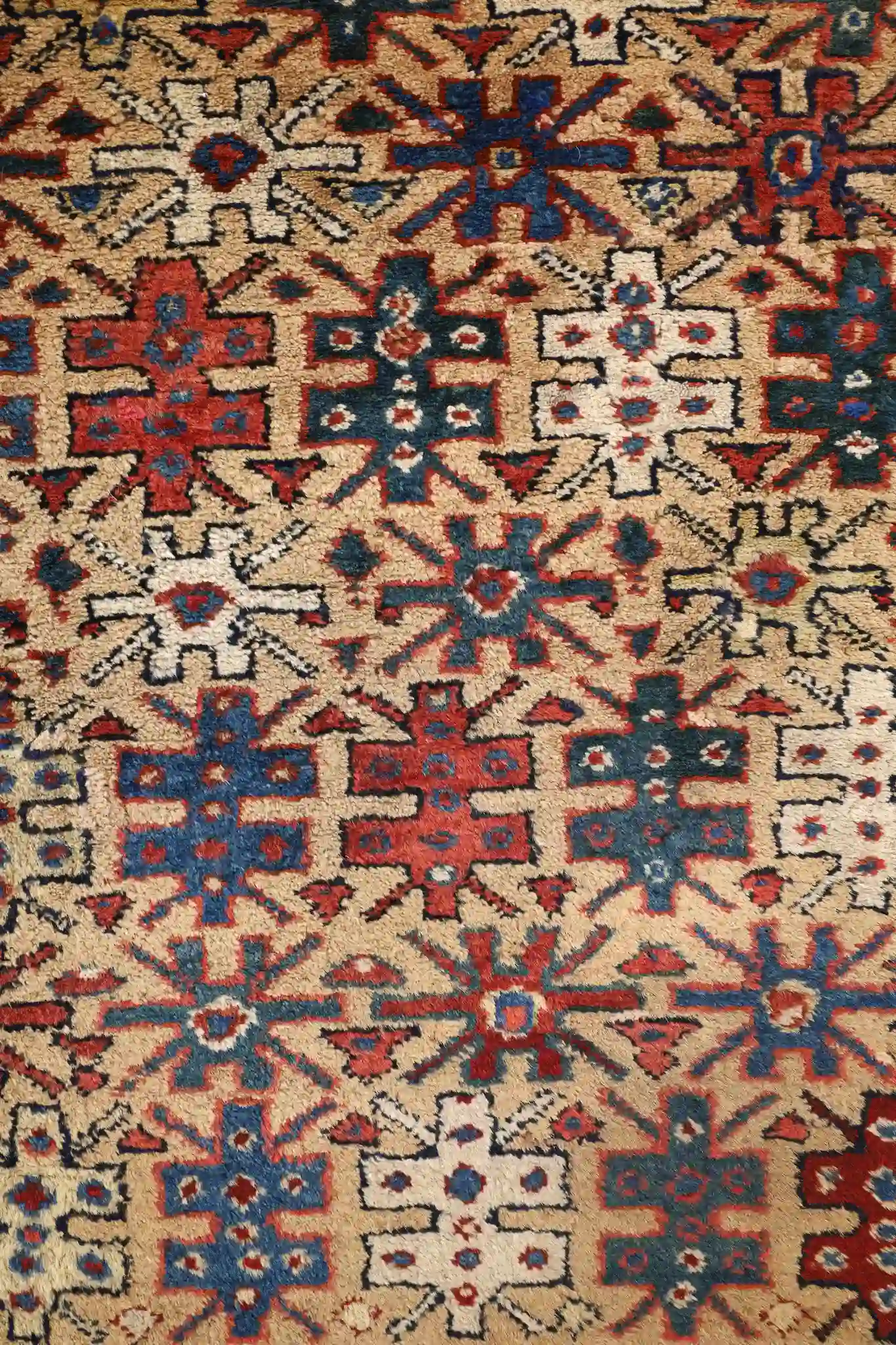 4' x 10' Beige Fine Hand-Knotted Caucasian Shirvan Runner – Traditional Wool - Image 4