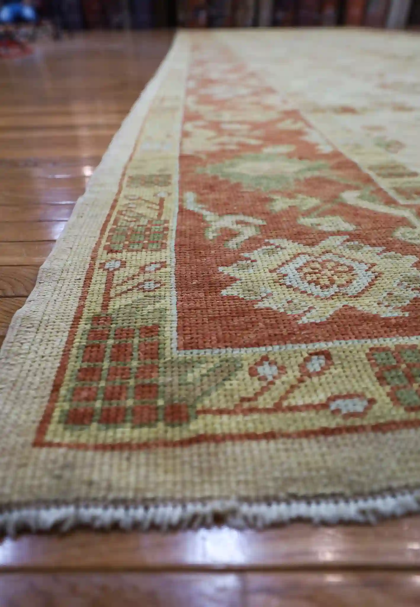 9' x 25' Beige Fine Hand-Knotted Turkish Oushak Runner Rug – Vintage Wool - Image 7