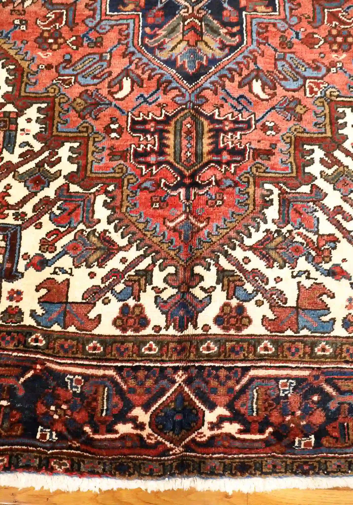 6' x 8' Red Fine Hand-Knotted Persian Heriz Rug – Traditional Wool - Image 6