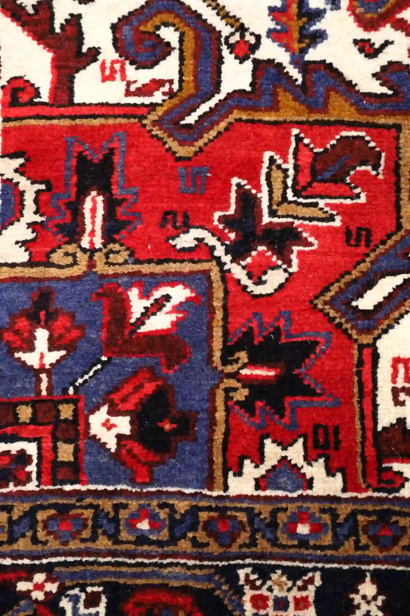 7' x 10' Red Fine Hand-Knotted Persian Heriz Rug – Traditional Wool - Image 7