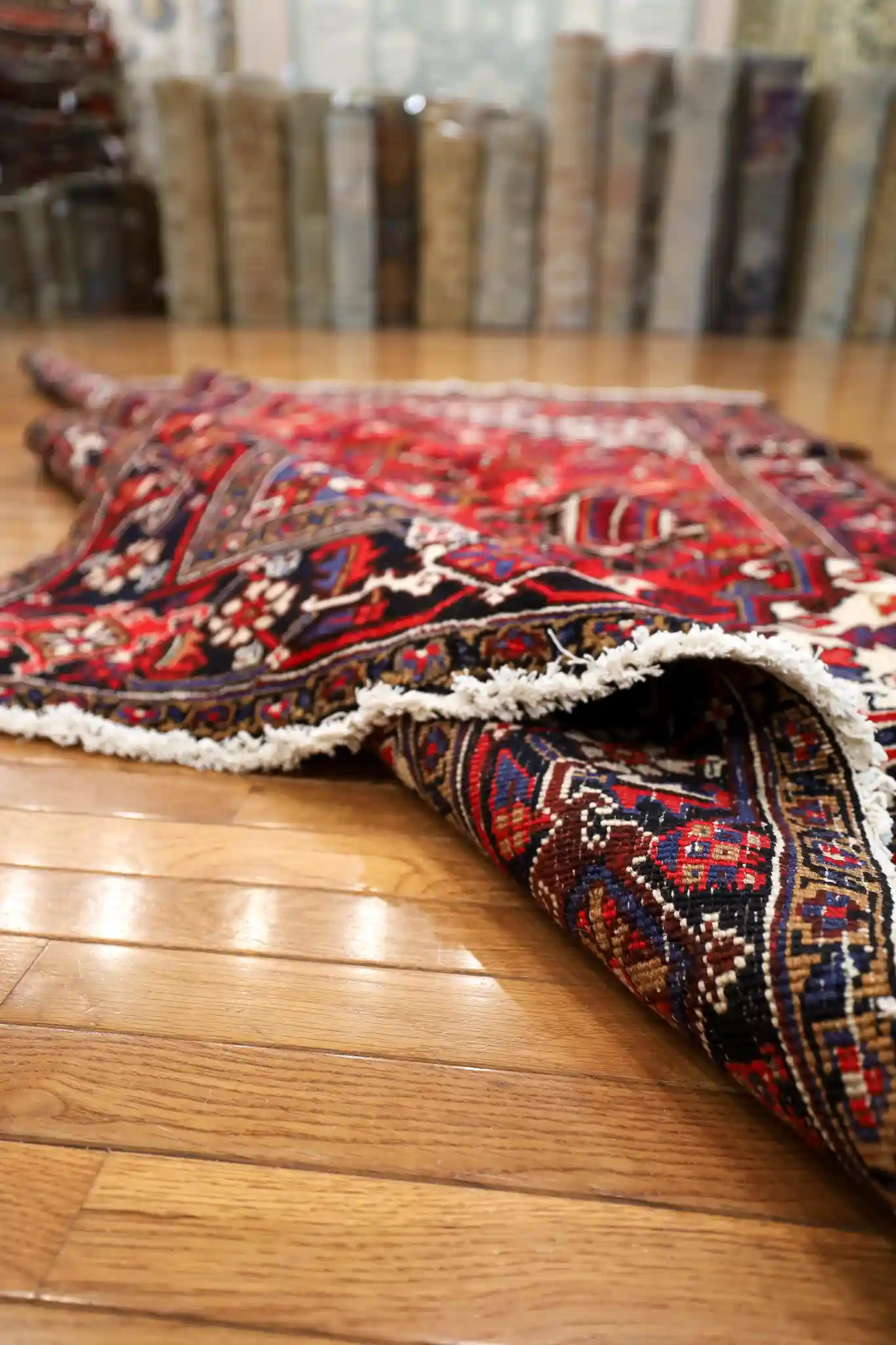 7' x 10' Red Fine Hand-Knotted Persian Heriz Rug – Traditional Wool - Image 3