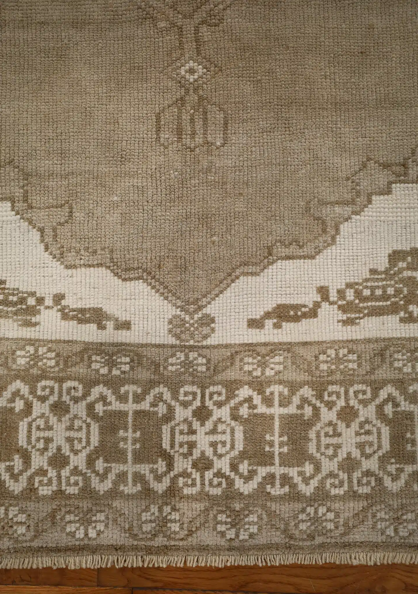 4' x 7' Gray Fine Hand-Knotted Turkish Oushak Rug – Vintage Wool - Image 4