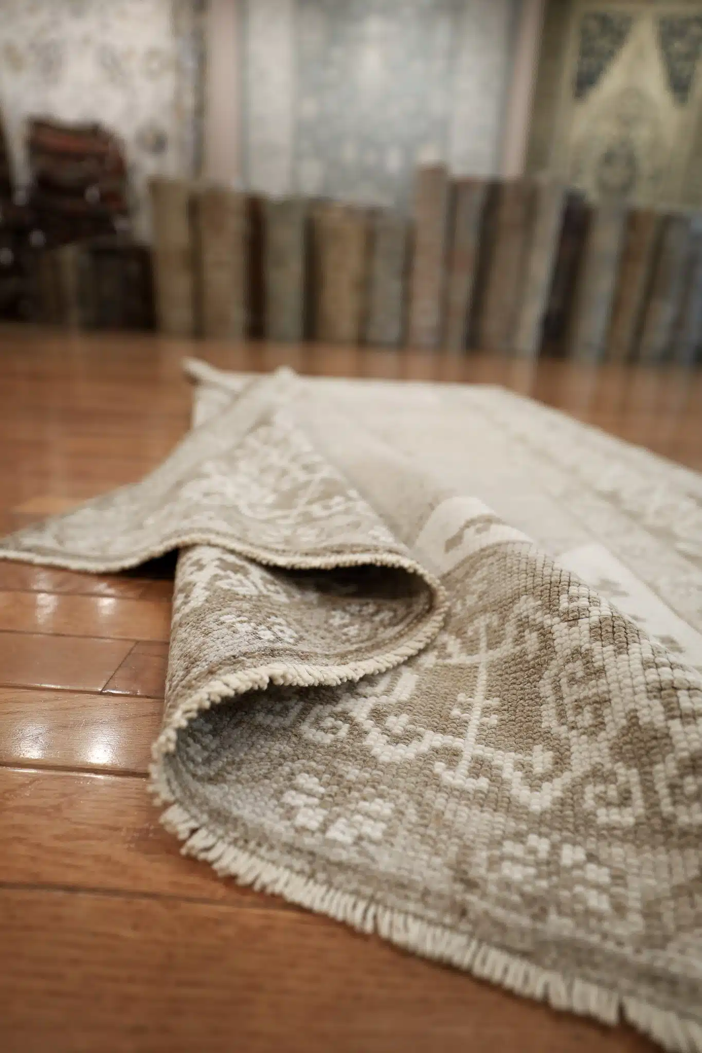 4' x 7' Gray Fine Hand-Knotted Turkish Oushak Rug – Vintage Wool - Image 6