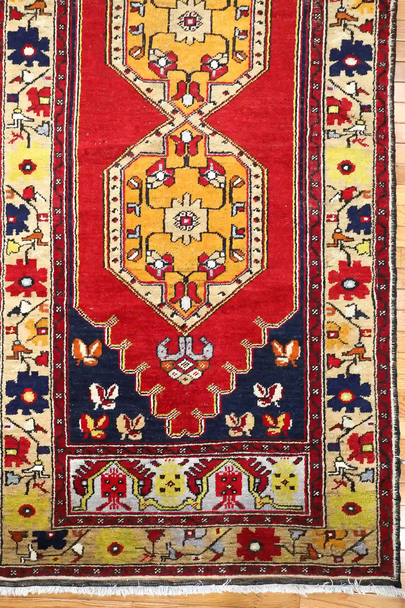 4' x 10' Red Fine Hand-Knotted Turkish Karabagh Runner – Traditional Wool - Image 4