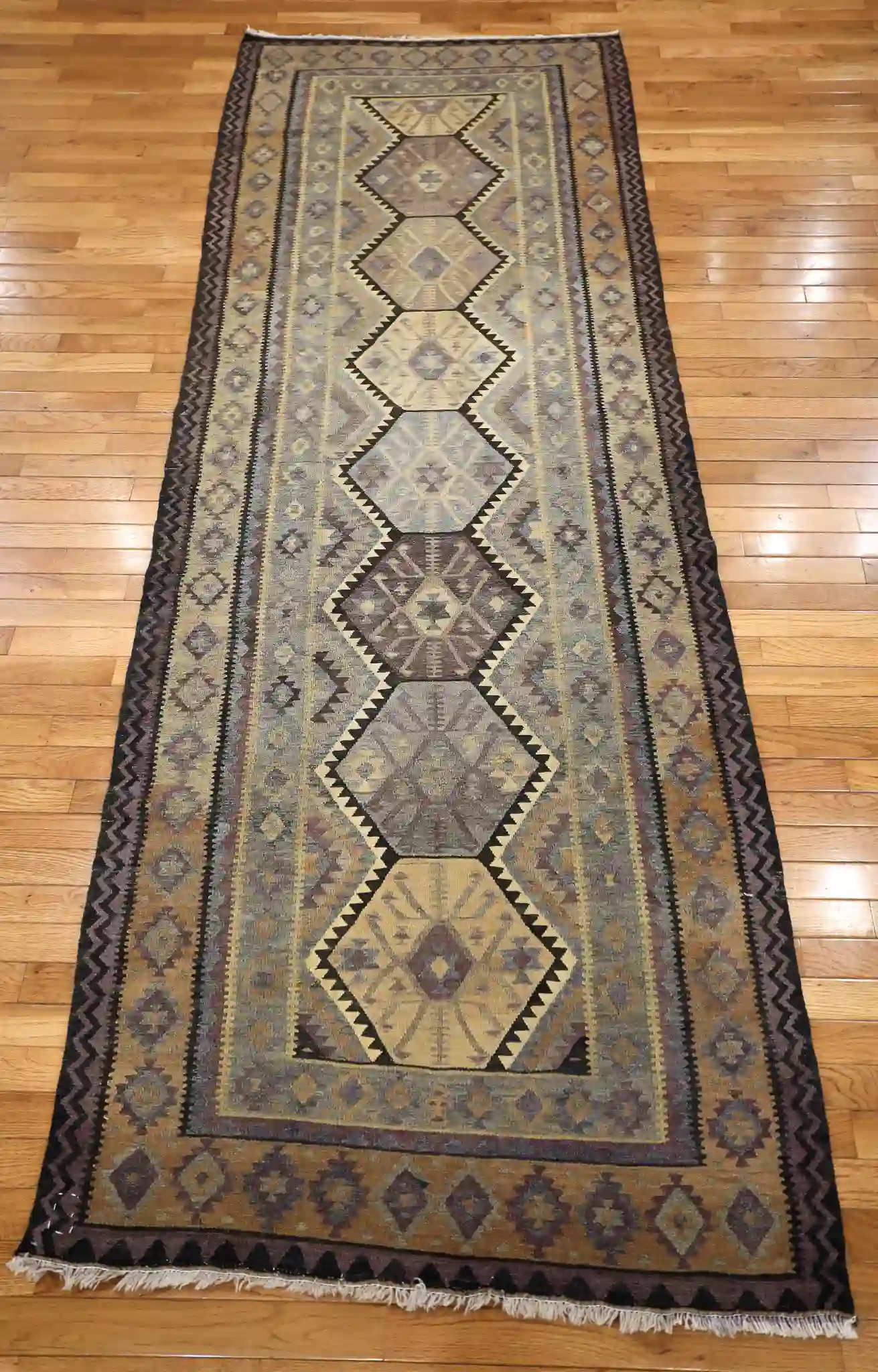 4' x 10' Beige Fine Hand-Knotted Persian Kurdish Runner – Traditional Wool - Image 2