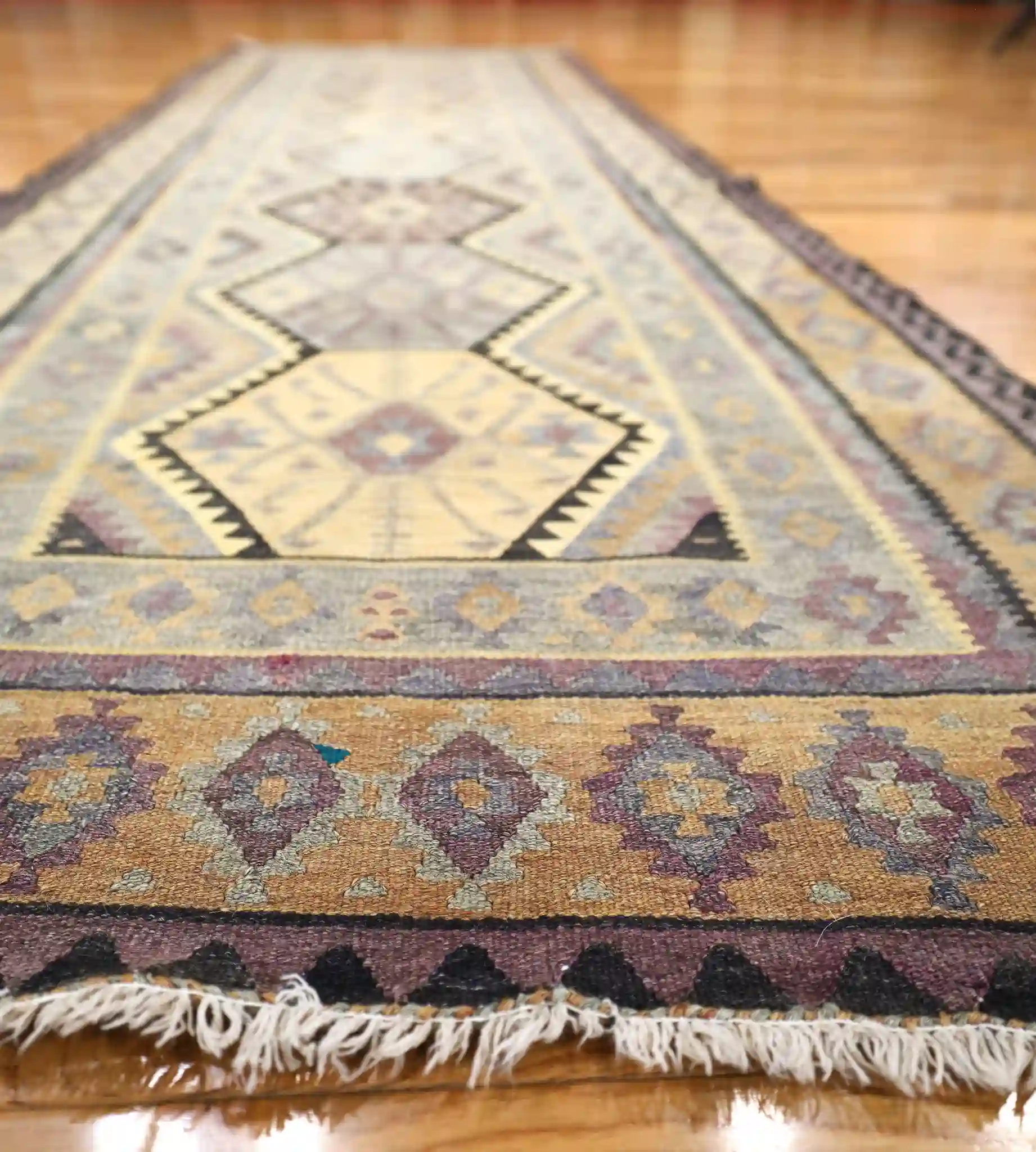 4' x 10' Beige Fine Hand-Knotted Persian Kurdish Runner – Traditional Wool - Image 4