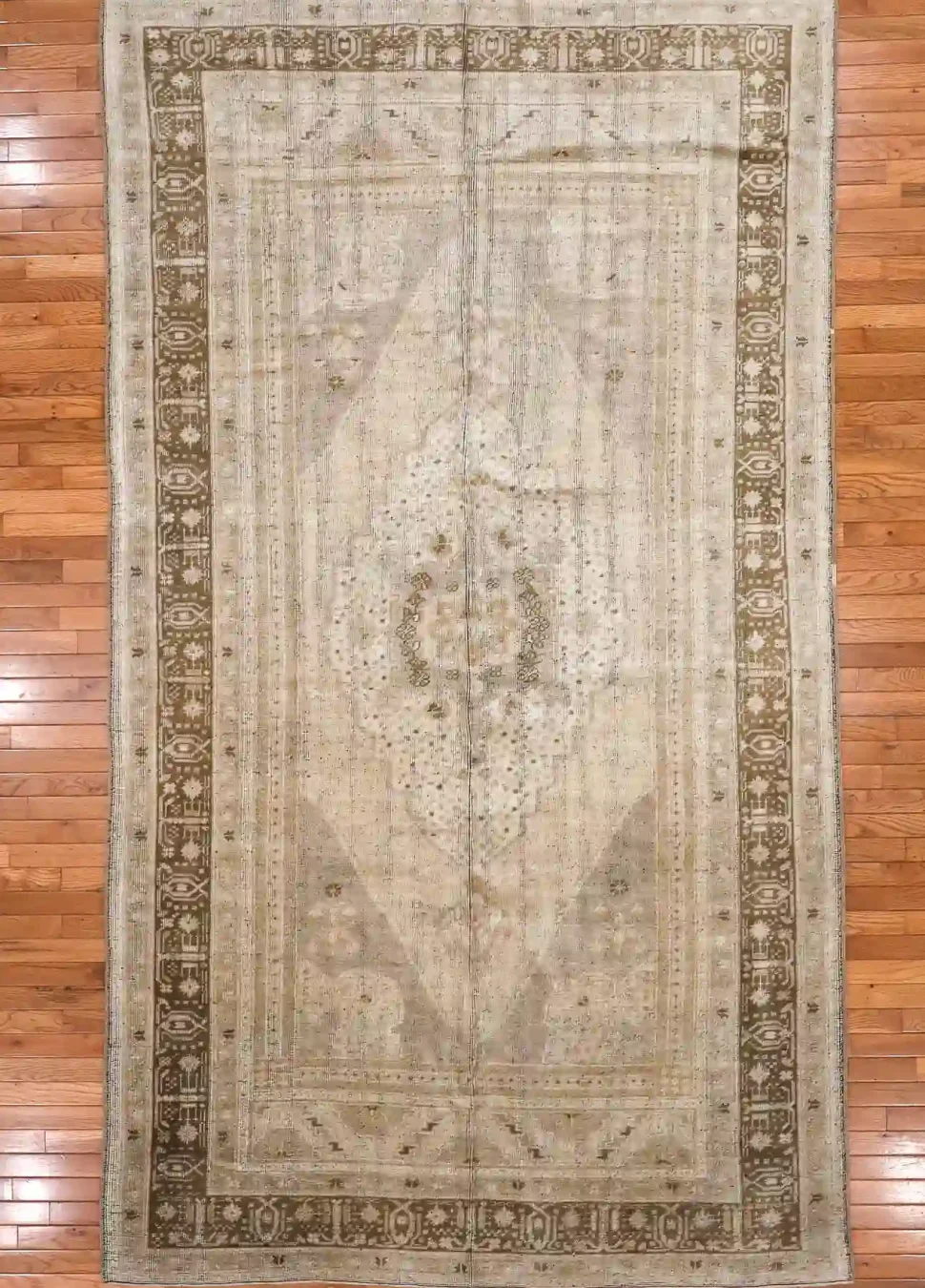 6′ x 10′ Beige Fine Hand-Knotted Turkish Oushak Rug – Vintage Wool
