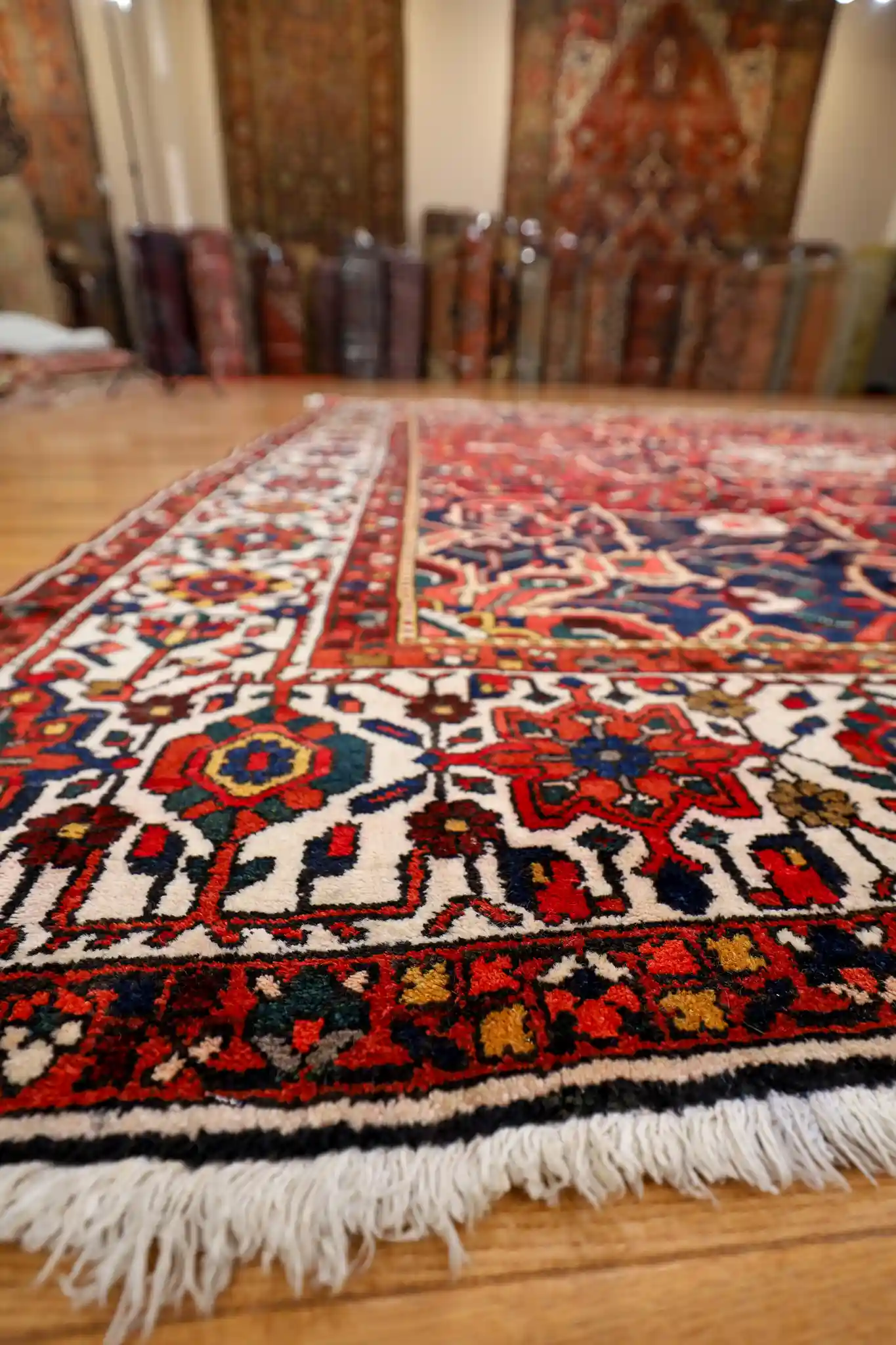 11' x 12' Red Fine Hand-Knotted Persian Bakhtiari Rug – Traditional Wool - Image 6