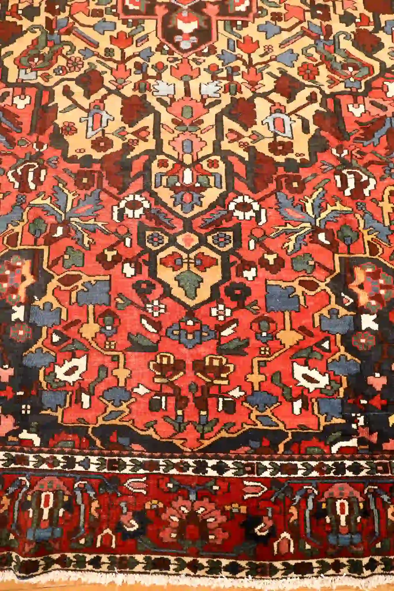 10' x 14' Red Fine Hand-Knotted Persian Bakhtiari – Traditional Wool - Image 6